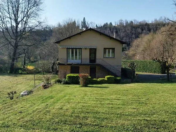 MAISON FAMILIALE