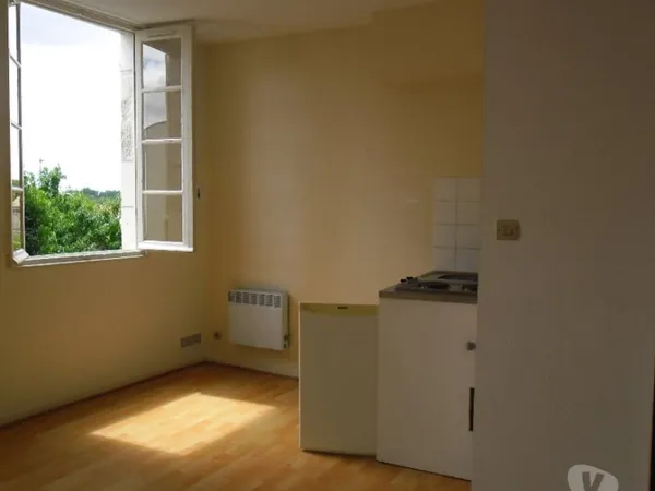 studio très lumineux 22m²