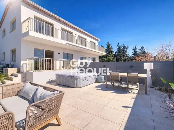 Appartement d'Exception 4 Pièces à Vendre à Mougins - Vue Montagne et Terrasse de 100 m²