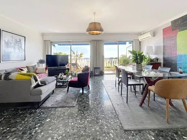 Appartement 2 pièces 74 m²