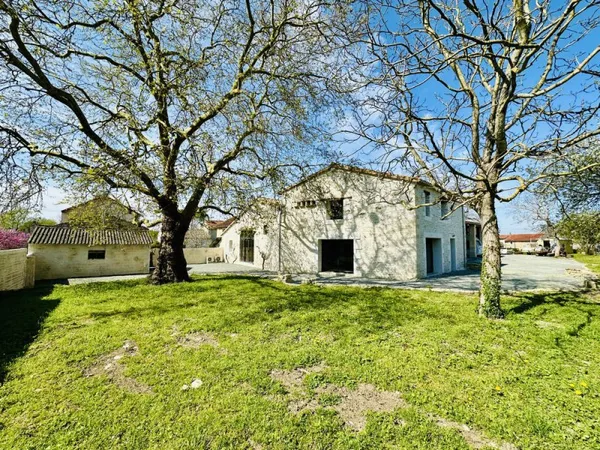 PRAHECQ CENTRE - Maison en pierre - 4 chambres