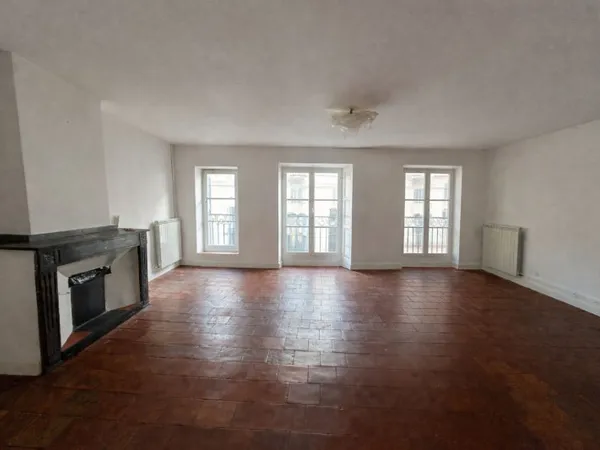 APPARTEMENT à Vendre Centre ville de CARCASSONNE