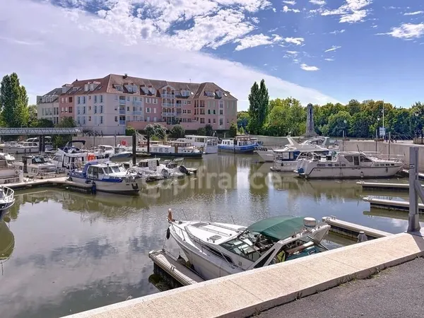 Fonds de commerce Bar/restaurant/Brasserie à vendre Port de Cergy (95)