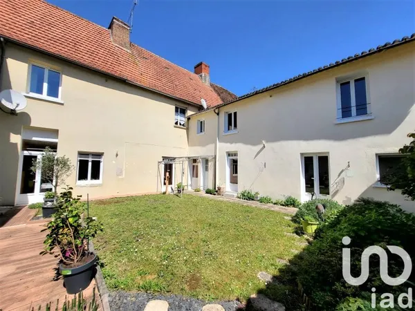 Maison 7 pièces 320 m²