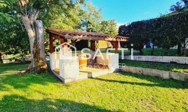 Opportunité Rare Bègles Maison sur parc de près de 2000 m² + appartement T2 indépendant