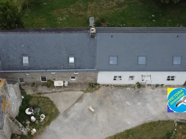 2 MAISONS DE 4 ANS, 10 CHAMBRES.