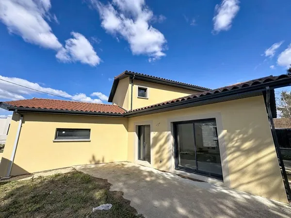 Maison Villefontaine 4 pièce(s) 102.15 m2