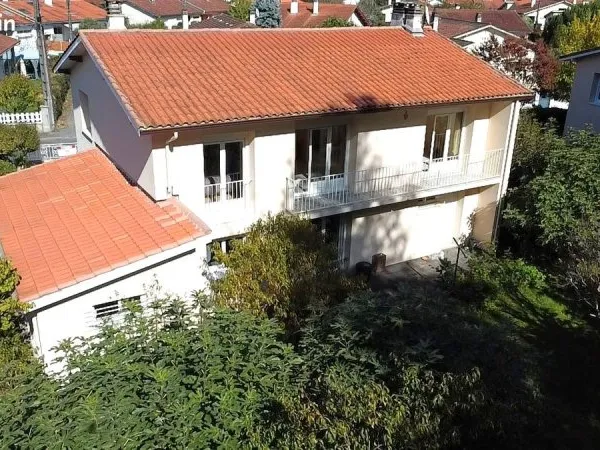 Maison 5 pièces 186 m²