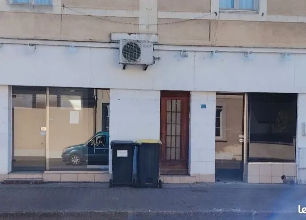 Local commercial tout commence