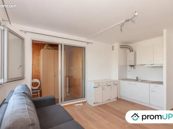 Studio 1 pièce 21 m²