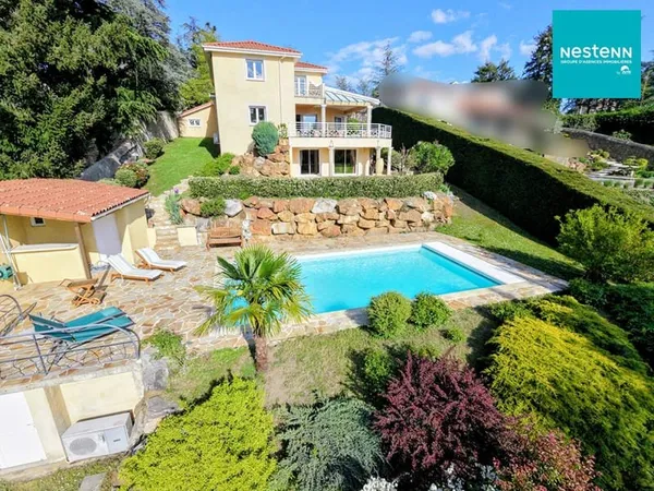 Propriété d'exception - Saint-Just Saint-Rambert - 310 m² hab - Piscine et vue panoramique !