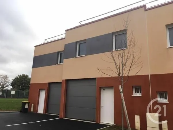 Local professionnel 2 pièces 100 m²