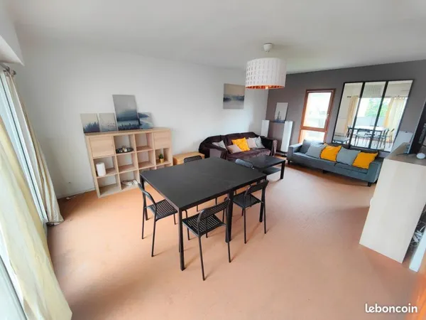 2 chambres dispo dans DUPLEX 100m² de 4 chambres / 2 SDD proche Rennes + Ker Lann pour colocation