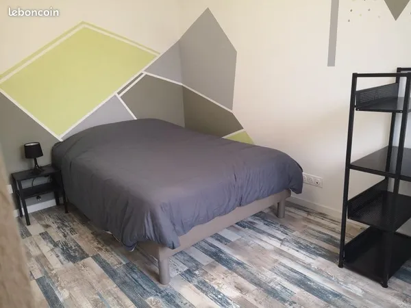 Chambre dispo dans coloc en ville haute