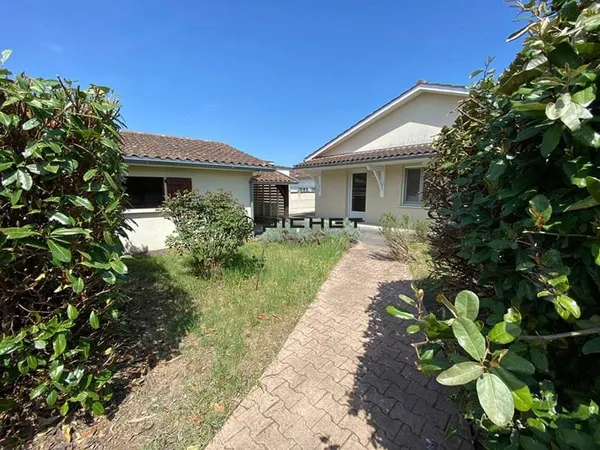 Maison de plain-pied 6 pièces 109 m²