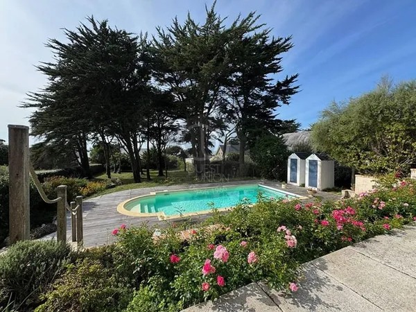 Maison 10 pièces 235 m²