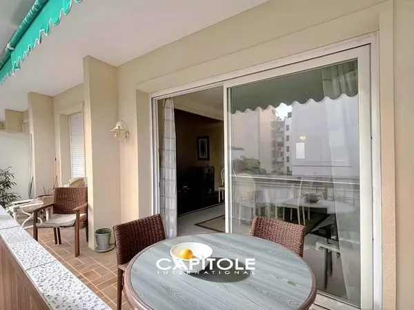 À vendre, Antibes centre - Secteur Albert 1er - Spacieux apparte