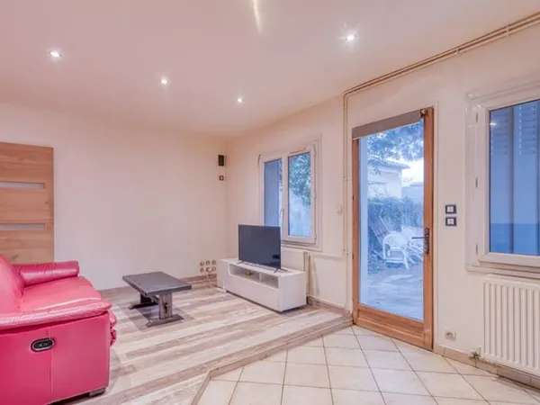 NOUVEAUTE PRODEAL TRANSACTION SAINT FONS