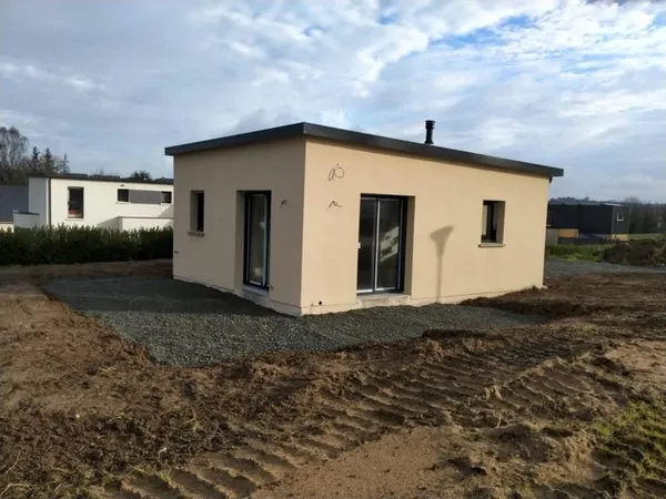 MAISON 3 CHAMBRES SUR PLOGONNEC