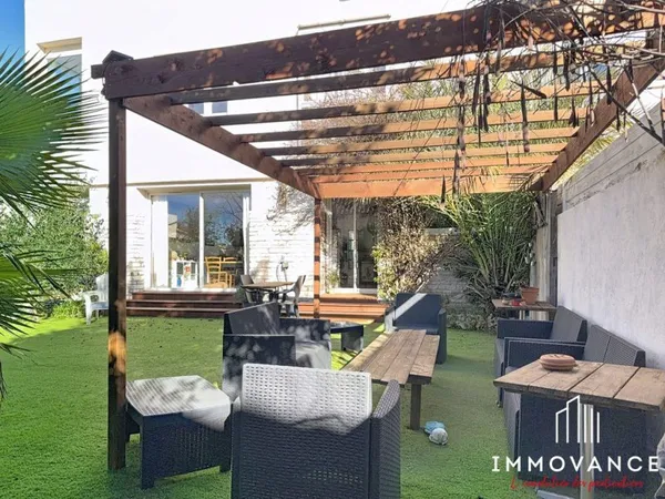 Maison de luxe 5 pièces 158 m²