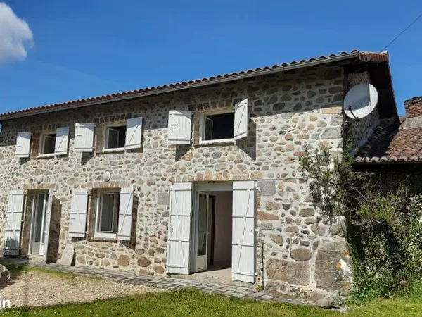 Maison en pierre rénovée