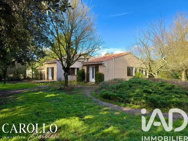 Maison de plain-pied 5 pièces 118 m²