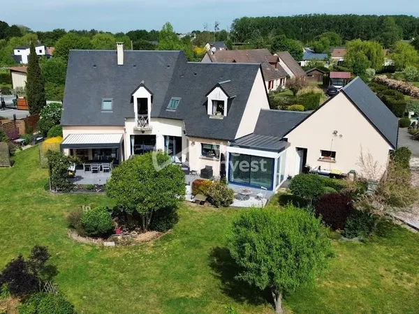 Maison 9 pièces 230 m²