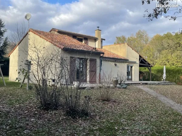 Maison 5 pièces 140 m²