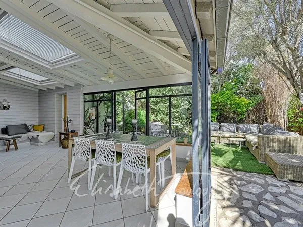 Dpt Hérault (34), à vendre CARNON PLAGE maison P8 de 160 m² - Terrain de 230,00 m²