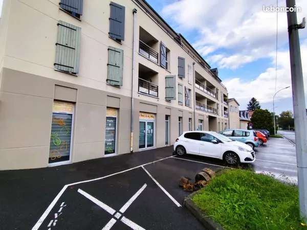 Local professionnel 139m²