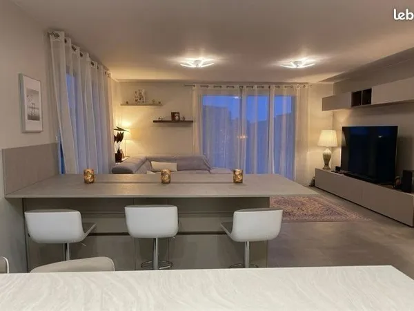 Magnifique villa contemporaine dans un environnement calme