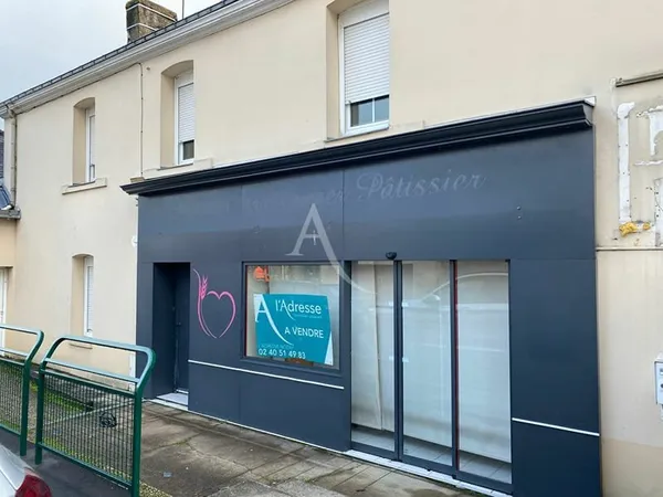 Ensemble immobilier - DERVAL