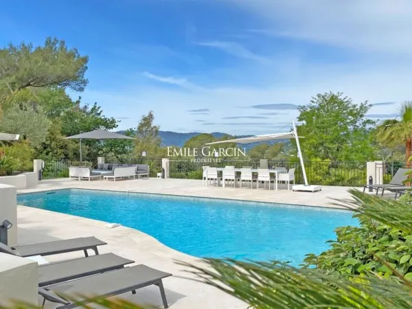 A louer Mougins Cote d'Azur, 5 chambres doubles, domaine privé et sécurisé