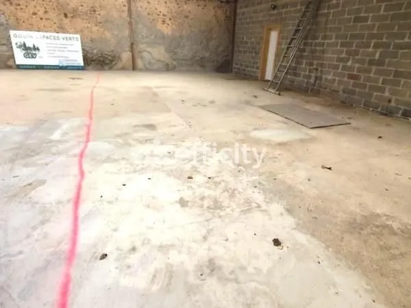 Local 73 m²