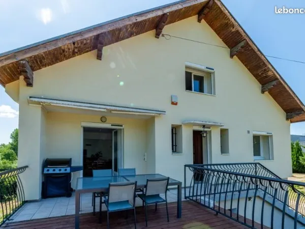 Grande MAISON - 5 pièces - 4 chambre - 117 m² (146 m² au sol)