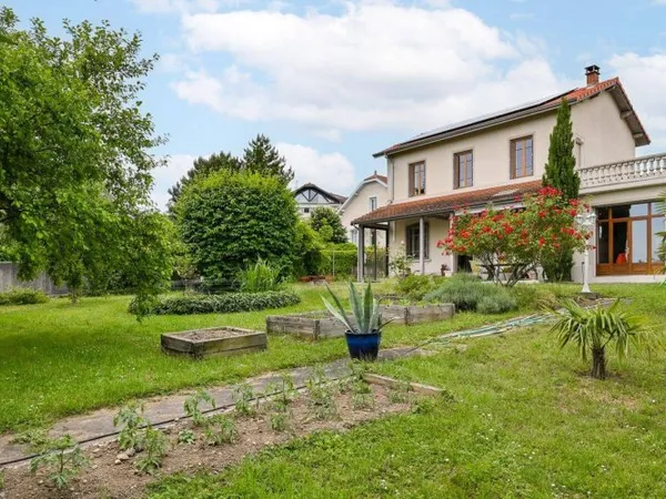 Maison 5 pièces 150 m²