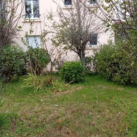 Maison avec jardin