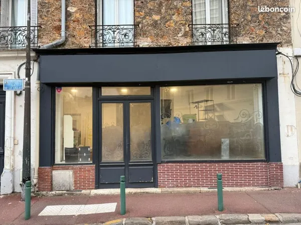 À LOUER - Local commercial rénové 120 m² - Place Dépinoy, Malakoff