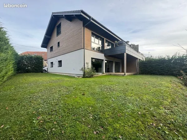 Appartement exceptionnel 4 pièces de 100 m² avec jardin à Divonne-les-Bains