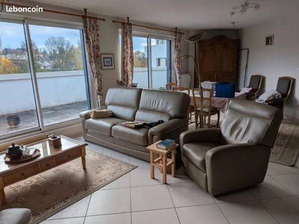 Appartement dernier étage 110 m2 terrasse 50 m2