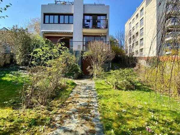 Appartement 4 pièces 94 m²