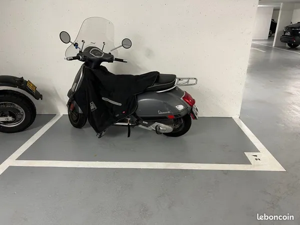 Place moto à louer