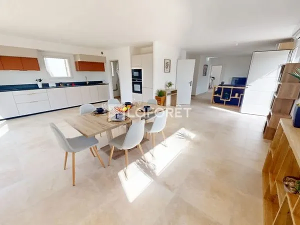 Villa plain-pied neuve 95 m² - Vue étang - Centre Rognac - 2 parkings - ENVIRONNEMENT PRIVILÉGIÉ