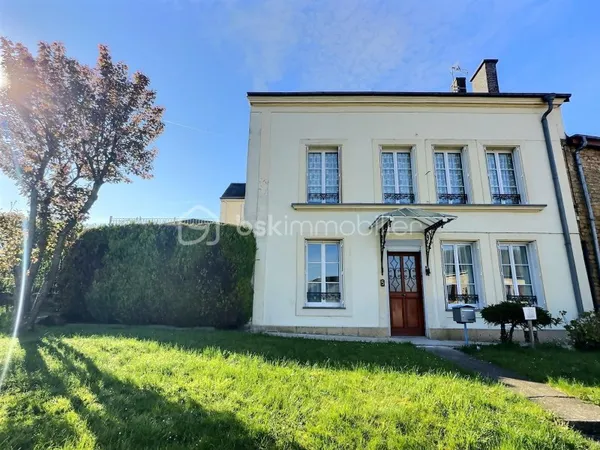 Maison 8 pièces 216 m²