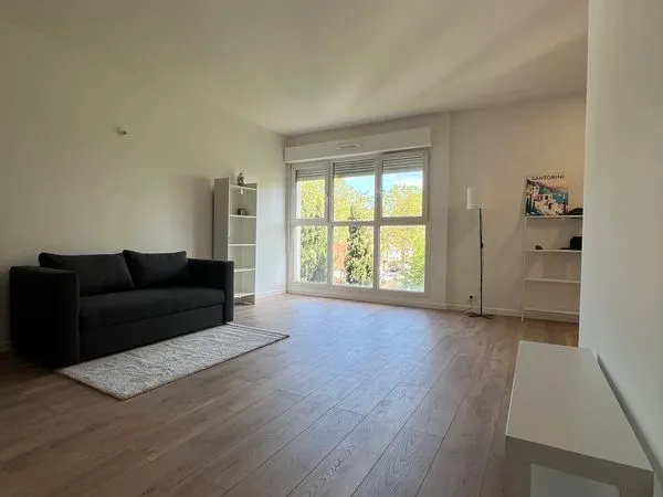 Appartement 2 pièces - 48 m² - Saint-Denis - Entièrement refait à neuf