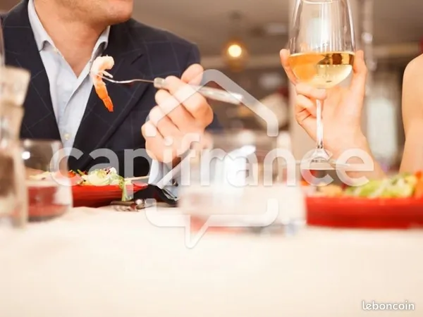 Fonds de commerce restaurant 183 m²