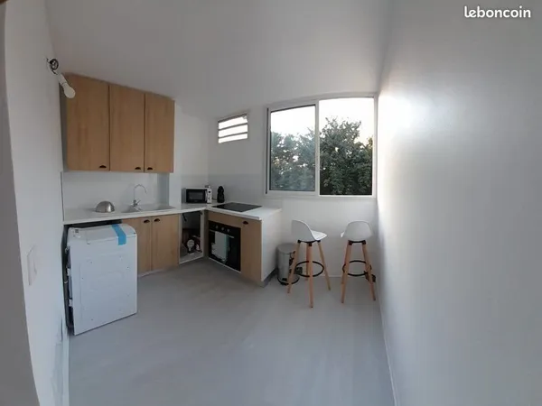 🌞 Collocation dans un appartement rénové meublé à Baimbridge