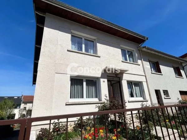 Maison 5 pièces 104 m²