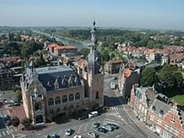 À VENDRE - BÂTIMENT DE 70 M² AVEC CHAMBRE FROIDE - COMINES