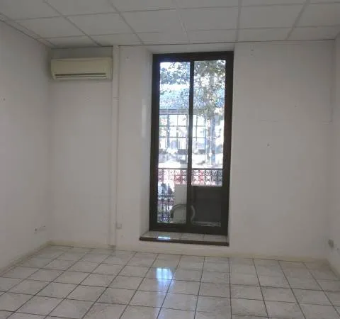 BUREAUX 45m2 centre ville Bd FERROUL